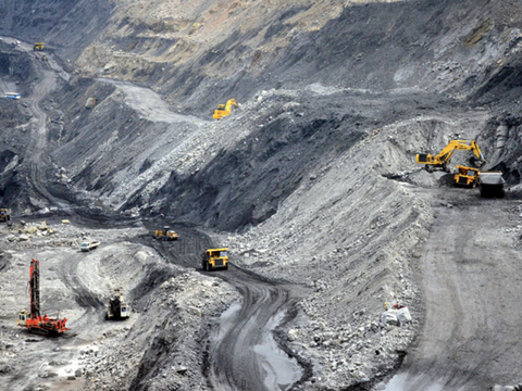 Hoàn thiện quy định về cấp giấy phép khai thác khoáng sản