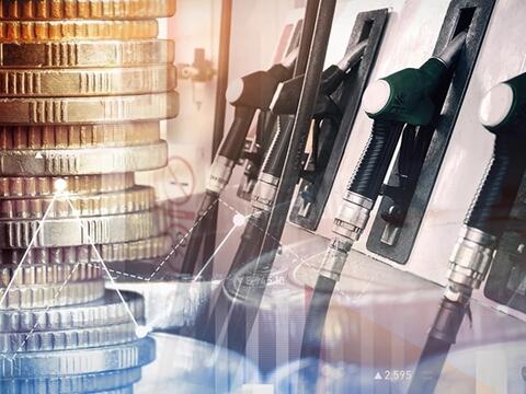 Các nước lo ứng phó với “cú sốc” giá dầu ra sao?