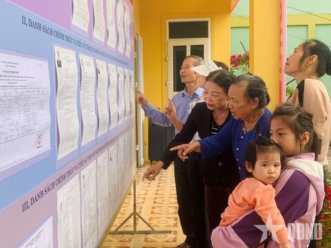 Đại biểu của nhân dân, cầu nối gắn kết nghị trường và đời sống