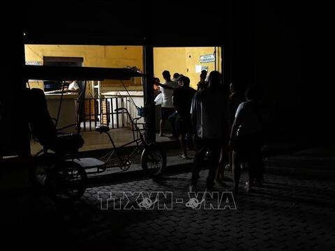 Nhiều ý kiến quốc tế và nội bộ nước Mỹ bày tỏ quan ngại chính sách cấm vận Cuba