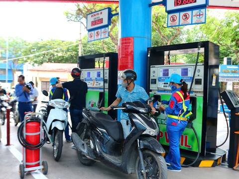 Xăng sinh học: Bước chuyển của thị trường năng lượng