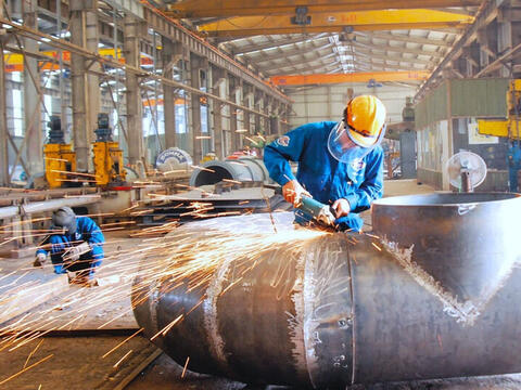 Hội nghị Trung ương 2: Kiên định, kiên trì mục tiêu tăng trưởng hai con số