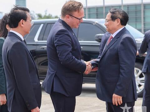 Thủ tướng Chính phủ Phạm Minh Chính lên đường thăm chính thức Liên bang Nga