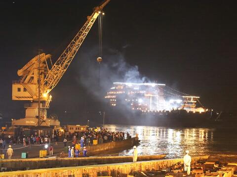 Hạ thủy thành công tàu điện gió ngoài khơi với công nghệ hiện đại