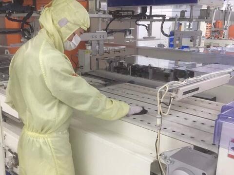 Làm xanh nhà máy, nâng tầm năng suất