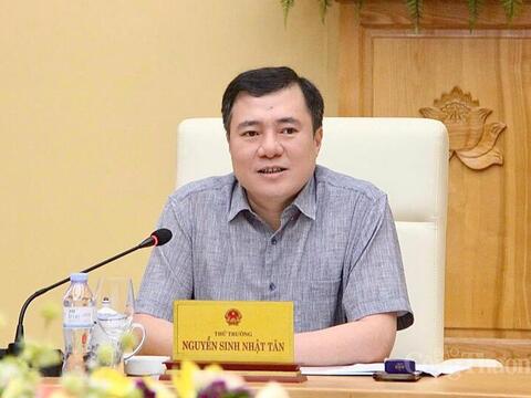 Thứ trưởng Nguyễn Sinh Nhật Tân: Quyết tâm cao nhất đẩy sớm lộ trình dùng xăng sinh học