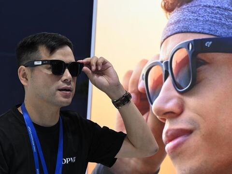 Kính AI được săn đón tại Trung Quốc