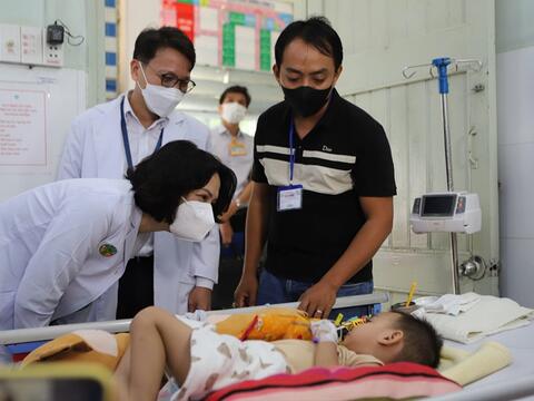 Không để lây nhiễm chéo, hạn chế tối đa tử vong do bệnh tay chân miệng