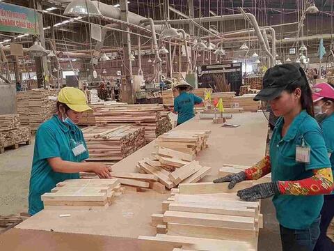 Xuất khẩu gỗ trước áp lực chuyển dịch mô hình giá trị gia tăng