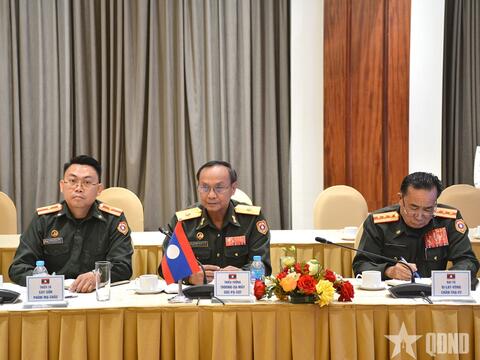 Hai Cục Tác chiến QĐND Việt Nam và Lào hội đàm