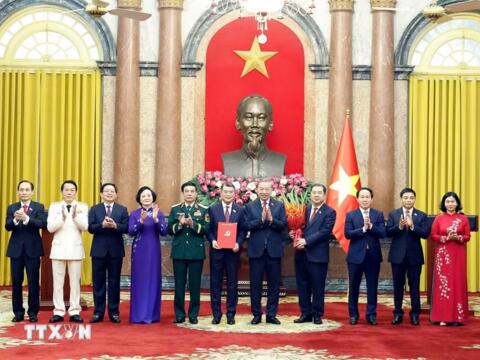 Tổng Bí thư, Chủ tịch nước Tô Lâm trao Quyết định bổ nhiệm các thành viên Chính phủ nhiệm kỳ 2026 - 2031