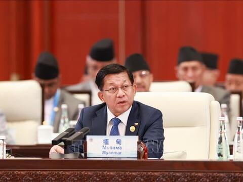 Tân Tổng thống Myanmar nhậm chức