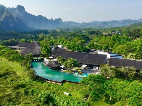 Mặt Trời Hòa Bình giảm lãi, ưu tiên dòng tiền đầu tư loạt dự án quy mô