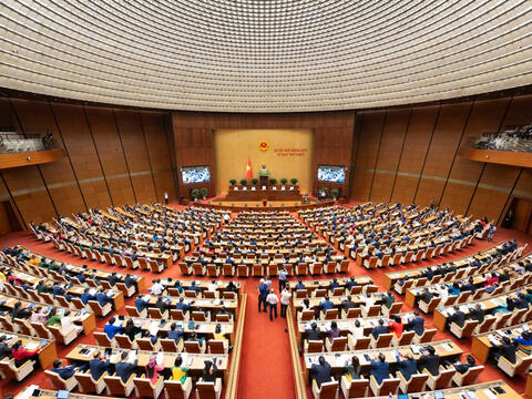 Ngày 11/4, Quốc hội thảo luận ở hội trường về 4 dự án luật, 1 nghị quyết