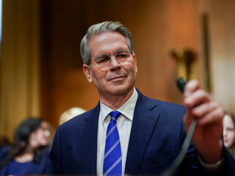 Mỹ sẵn sàng áp ‘trừng phạt thứ cấp’ với những quốc gia mua dầu từ Iran