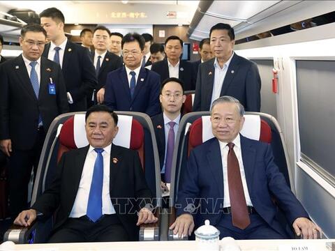 Tổng Bí thư, Chủ tịch nước Tô Lâm và phu nhân rời Thủ đô Bắc Kinh, thăm thành phố Nam Ninh (Trung Quốc)