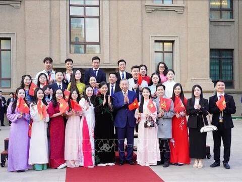 Kiều bào, lưu học sinh tại Bắc Kinh (Trung Quốc) xúc động, tin tưởng sau cuộc gặp Tổng Bí thư, Chủ tịch nước Tô Lâm