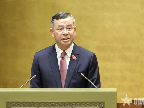 Bộ trưởng Tài chính giải trình trước Quốc hội: Tăng trưởng hai con số là lựa chọn tất yếu