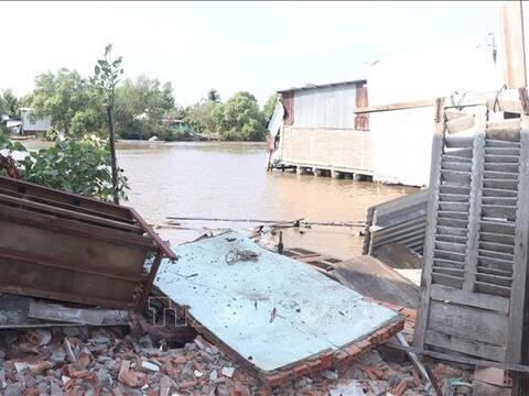 Sạt lở nghiêm trọng trên kênh xáng Bạc Liêu - Cà Mau