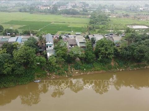 Mưa dông, sạt lở gây thiệt hại tại nhiều địa phương