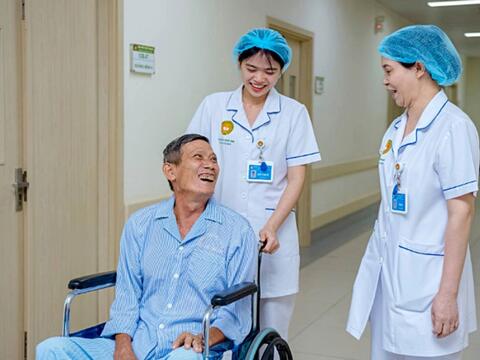 Nâng tầm chất lượng bệnh viện Quân đội