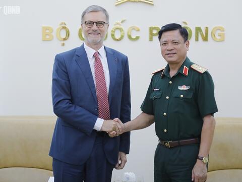 Hợp  tác quốc phòng Việt Nam - Pháp phát triển theo hướng thiết thực, hiệu quả