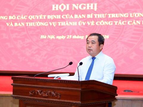 Hà Nội công bố quyết định nhân sự tại nhiều cơ quan, địa phương