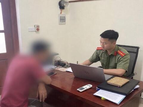 Công an làm việc với người đăng thông tin chưa kiểm chứng về xăng E10