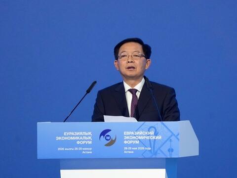 Phó Thủ tướng Hồ Quốc Dũng dự Phiên toàn thể Diễn đàn Kinh tế Á - Âu