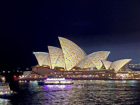 Australia tiết kiệm điện ra sao để giảm chi phí cho hàng triệu hộ dân?