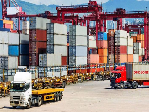 5 tháng đầu năm, tổng kim ngạch xuất nhập khẩu tăng mạnh