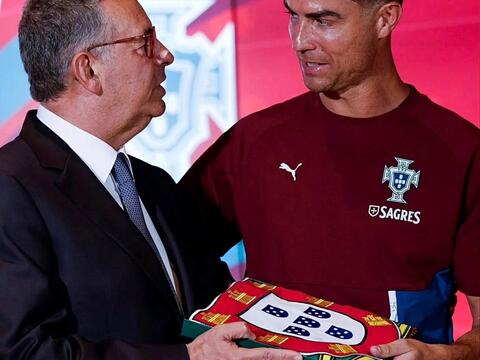 Tin thể thao (10-6): Tổng thống Bồ Đào Nha giao nhiệm vụ cho Ronaldo