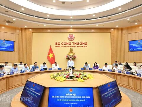Thúc đẩy hoạt động xuất khẩu, thực hiện mục tiêu tăng trưởng 2 con số