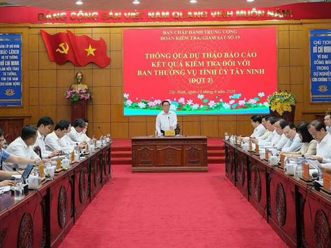 Đoàn kiểm tra số 19 của Bộ Chính trị làm việc với Ban Thường vụ Tỉnh ủy Tây Ninh