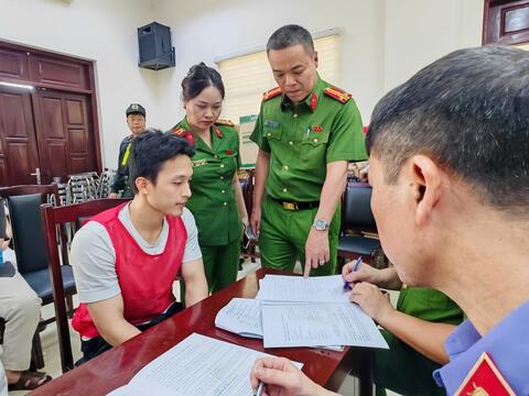 Khởi tố thêm 14 bị can trong vụ lừa đảo 'hợp đồng kỳ nghỉ'