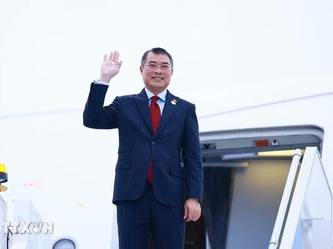 Thủ tướng Lê Minh Hưng về tới Hà Nội, kết thúc tốt đẹp chuyến công tác tại Nga