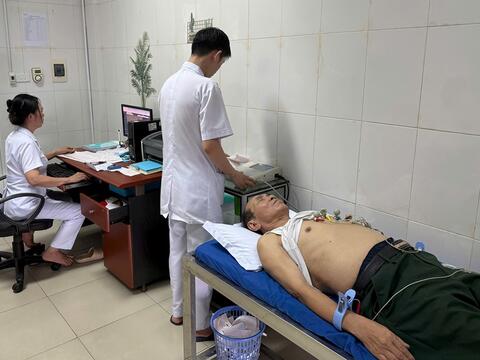 Giải pháp tiết kiệm hàng trăm triệu đồng của bác sĩ quân y