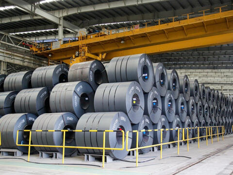 Hòa Phát bán ra 6,5 triệu tấn thép trong 6 tháng đầu năm, HRC chiếm hơn một nửa