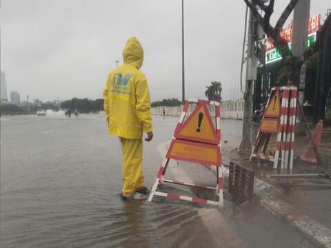 Hà Nội mưa lớn, một số điểm bị ngập