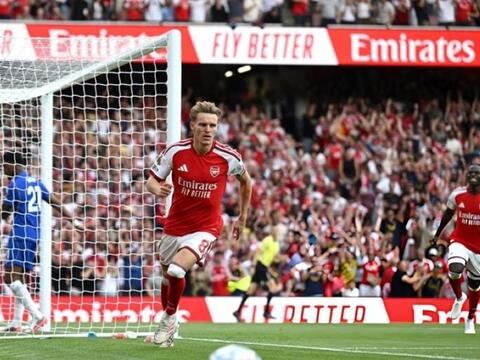 Tin thể thao (7-9): Arsenal ngược dòng đánh bại Chelsea