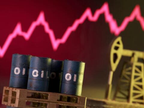 Giá xăng dầu hôm nay (25-9): Giá dầu thế giới tăng khoảng 3%