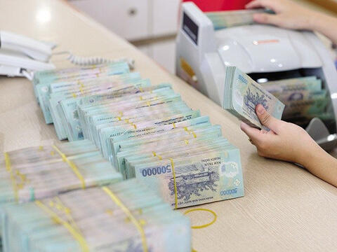 Lãi suất đầu tháng 10/2026: Tiết kiệm giữ nhịp ổn định, chứng chỉ tiền gửi hút khách