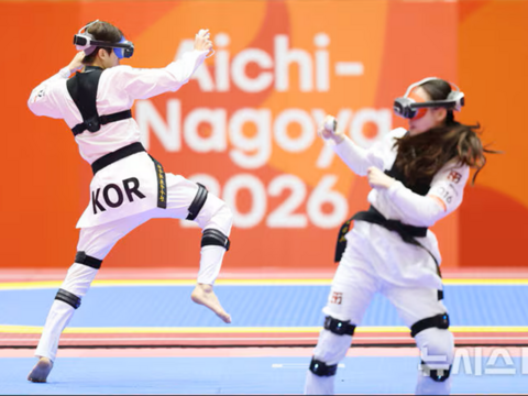 ASIAD 20: Châu Ngọc Tuyết Sang giành huy chương bạc môn taekwondo ảo