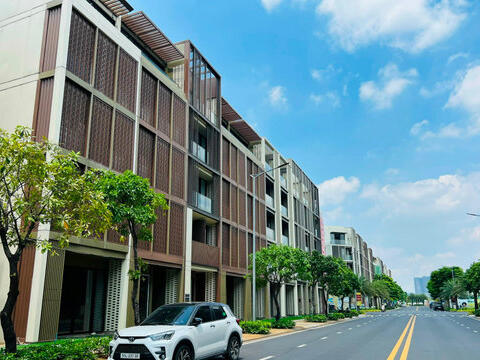 Bí quyết "phòng thủ" dòng tiền của nhà đầu tư thời khó