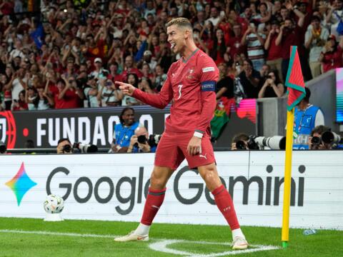 Ronaldo không thay đổi quyết tâm cống hiến cho Bồ Đào Nha