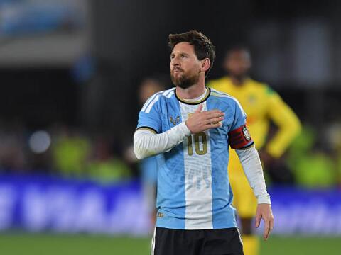 Tin thể thao (8-10): Đội tuyển Việt Nam đứng thứ 99 thế giới, Messi viết tâm thư chia tay Argentina