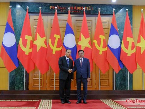 Toàn cảnh Lễ đón Thường trực Ban Bí thư Trung ương Đảng Nhân dân Cách mạng Lào Vilay Lakhamphong