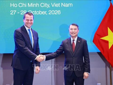 Thủ tướng Lê Minh Hưng tiếp Giám đốc điều hành Diễn đàn Kinh tế thế giới