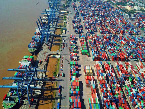 10 tháng năm 2026: Kim ngạch xuất nhập khẩu hàng hóa vượt mốc 1.000 tỷ USD