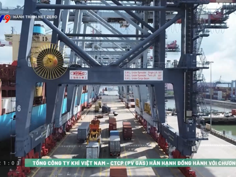 Mô hình cảng xanh giảm thiểu tác động từ giá xăng dầu